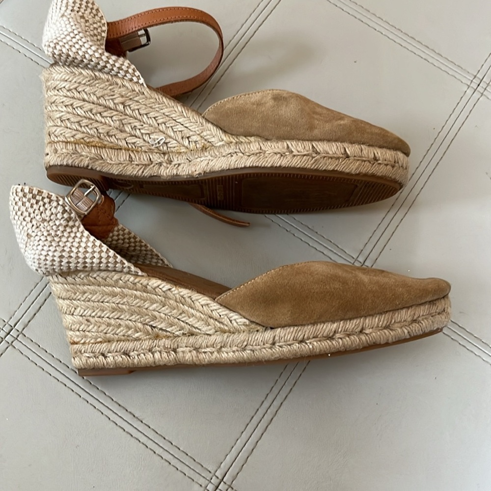 Wedge sandals suede uppers sz 9 - Picture 2 of 6